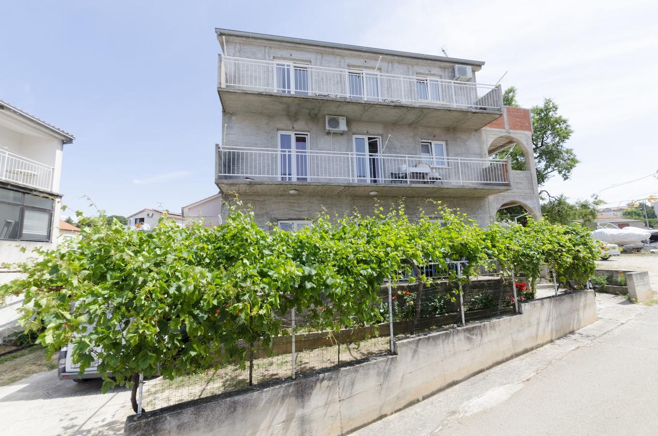 Apartments Biserka Primošten Kültér fotó